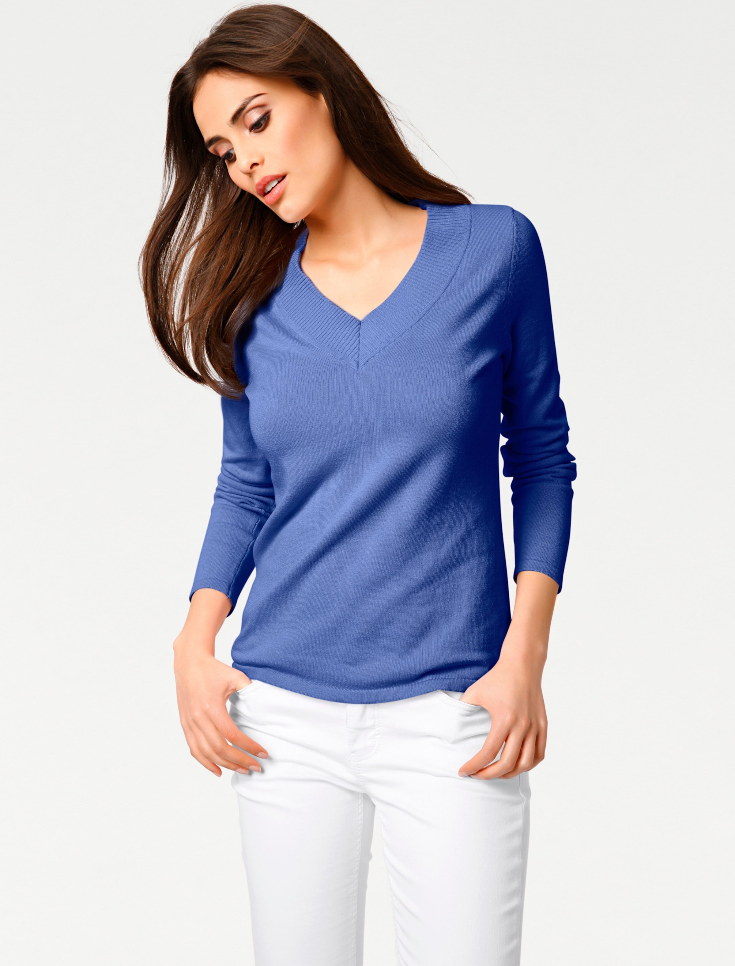 V-Ausschnitt-Pullover