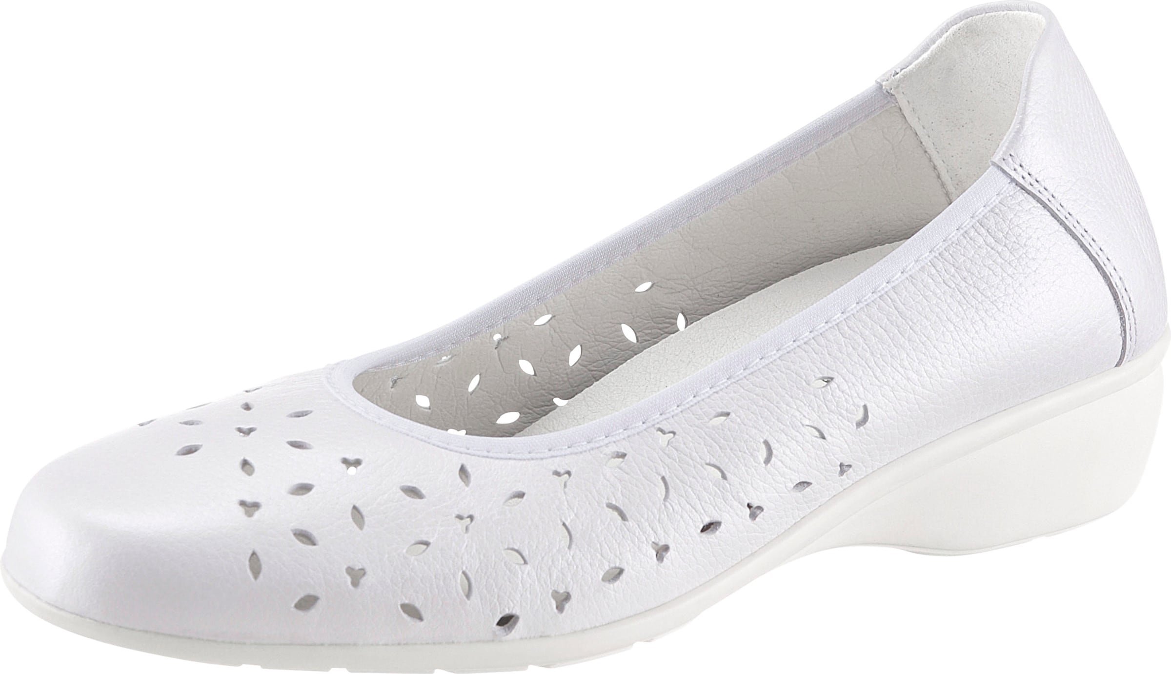 Thumbnail - Ballerina