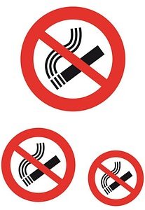 HERMA Hinweisetiketten 5736 Nicht rauchen, rot/schwarz, 3 Etiketten