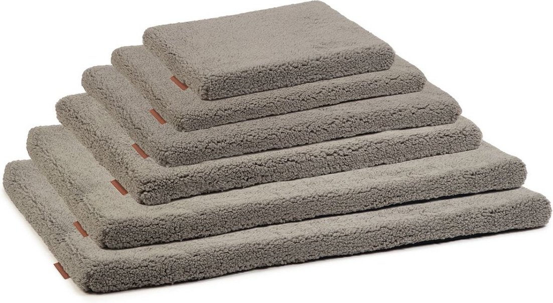 Beeztees orthopädisches Memory Foam Hundekissen Ito 109 x 69 cm