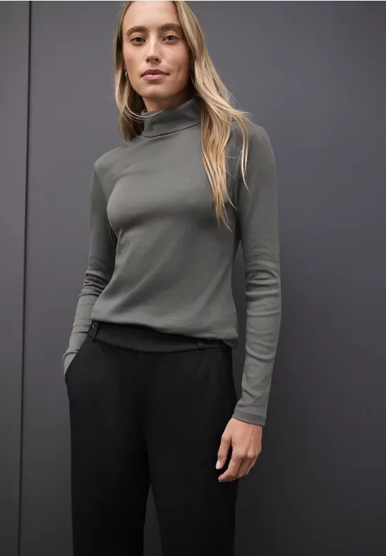 Basic Rollkragenshirt