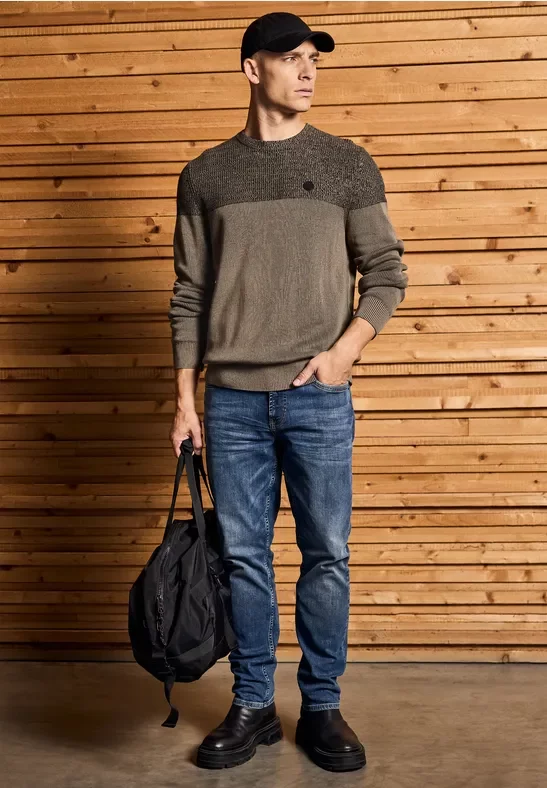 Pullover im Two-Tone Look