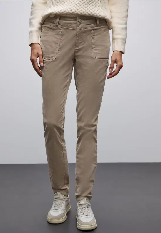 Cordhose im Casual Fit