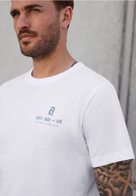 T-Shirt mit Backprint