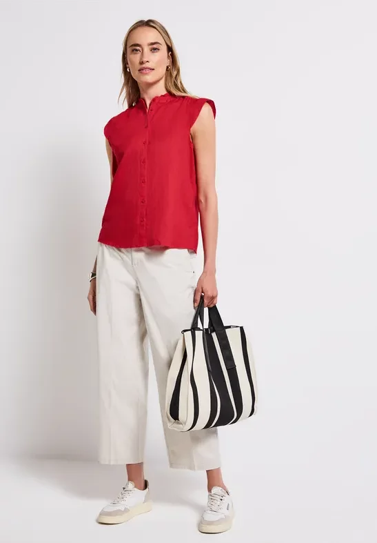 Leinenmix-Bluse mit Rüschen