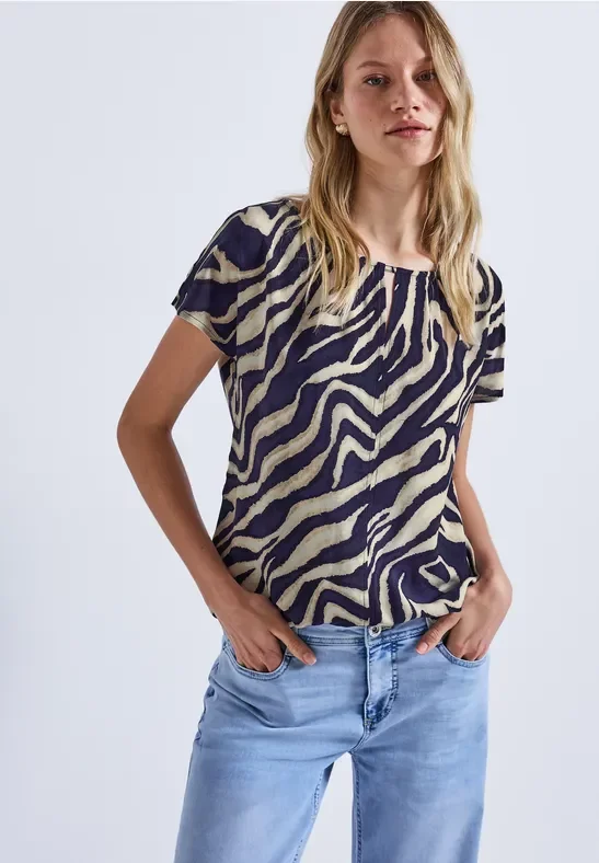 Print-Shirt mit Cut-Out