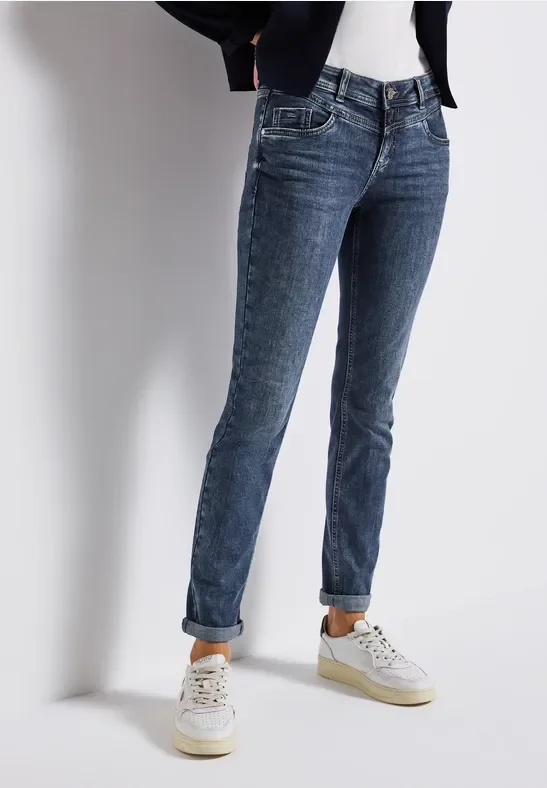 Low Waist Jeans