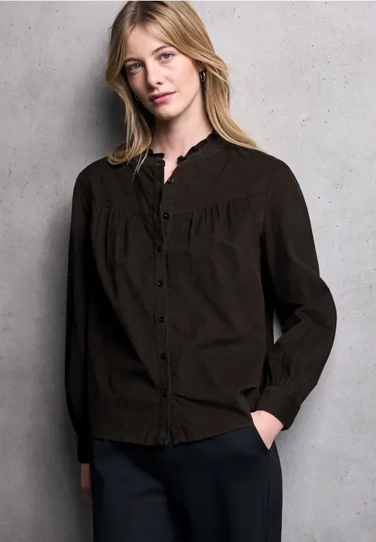 Cordbluse mit Rüschendetails