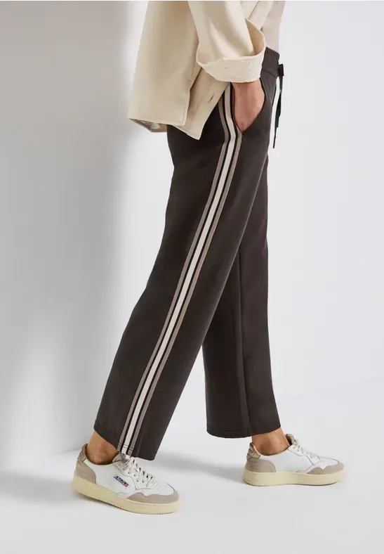 Straight Leg Strukturhose