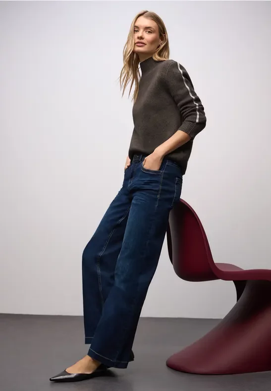 Pullover mit Tape-Details