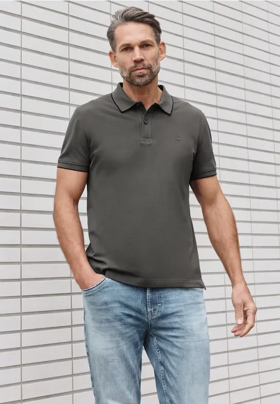 Basic Piqué Poloshirt