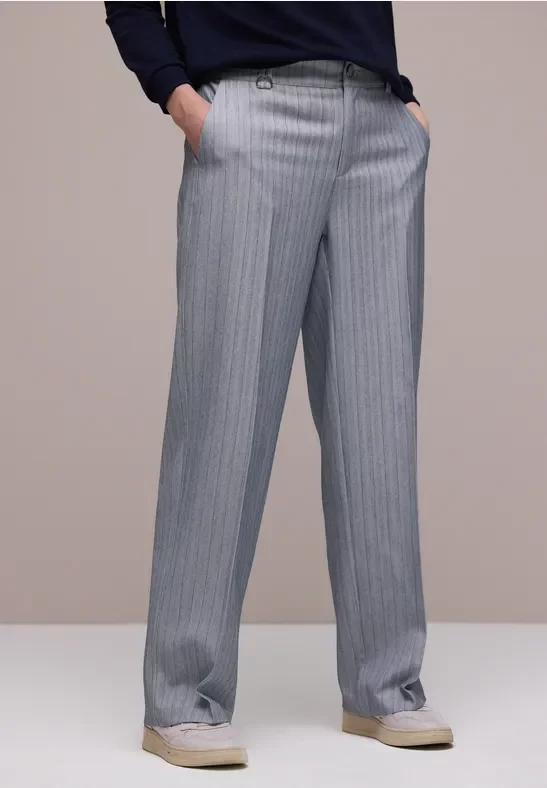 Straight Leg Hose mit Streifen