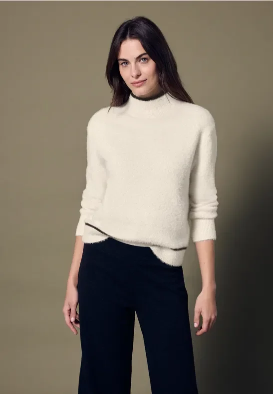 Pullover mit Kontrastdetails