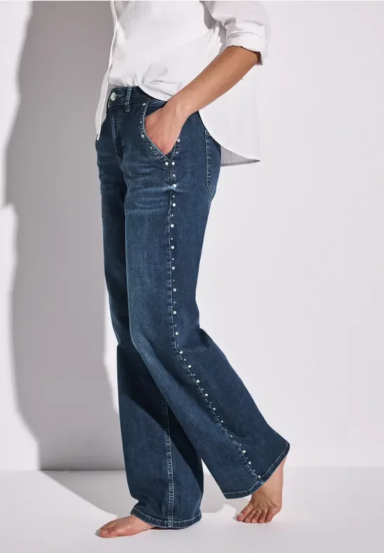 Wide Leg Jeans mit Nieten