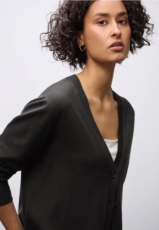 Strickjacke mit V-Ausschnitt