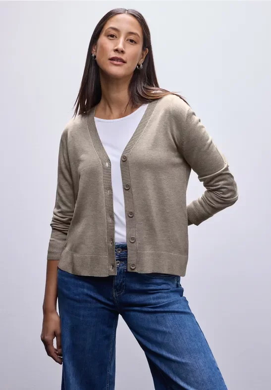 Strickjacke mit V-Ausschnitt