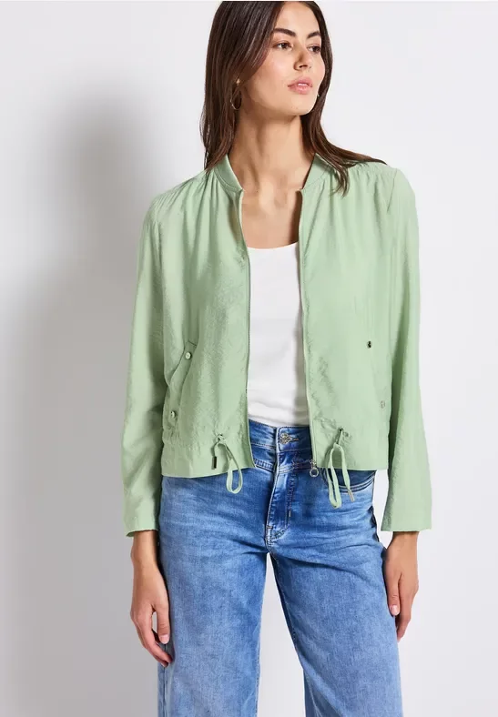 Sommerlicher Blouson