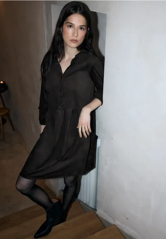 Velourskleid im Tunika-Look