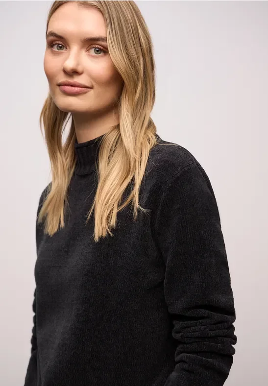 Softer Chenille Pullover