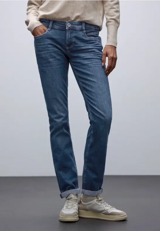 Low Waist Jeans