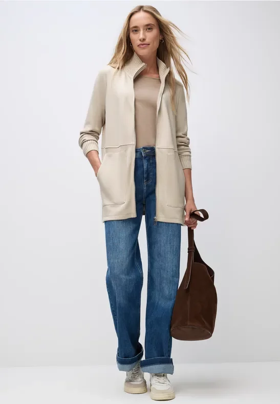 Sweatjacke mit Strickdetails