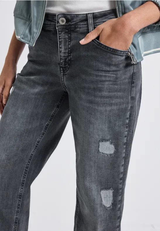 Straight Leg Destroyed Jeans
