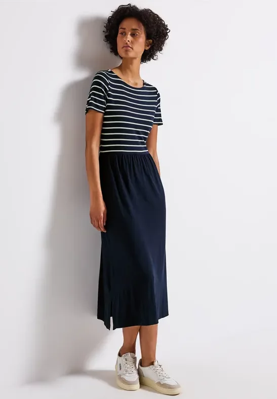 Thumbnail - Gestreiftes Midi-Kleid