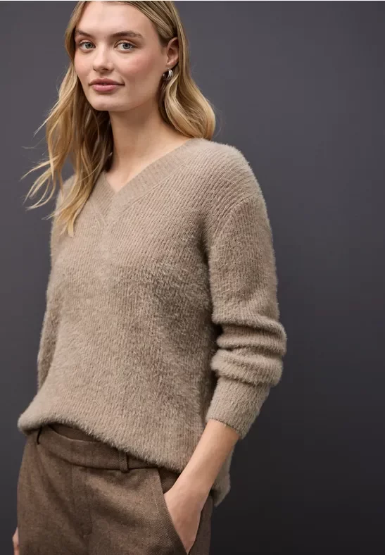 Kuscheliger V-Neck Pullover