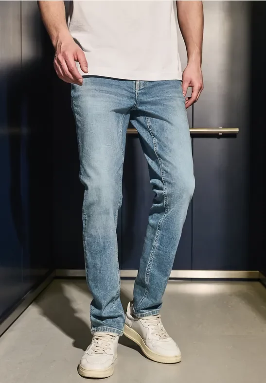 Jeans im Slim Fit