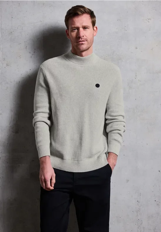 Pullover mit Stehkragen