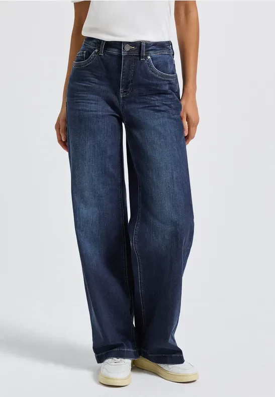 Wide Leg Jeans