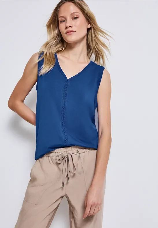 Jersey-Top mit Häkeldetails