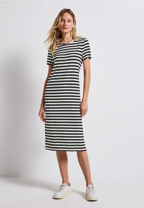 Gestreiftes T-Shirt-Kleid