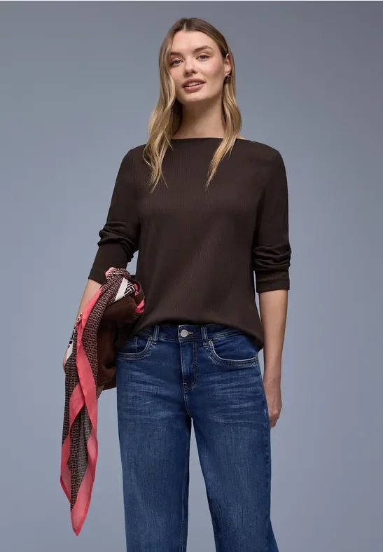 Shirt in Rippstruktur