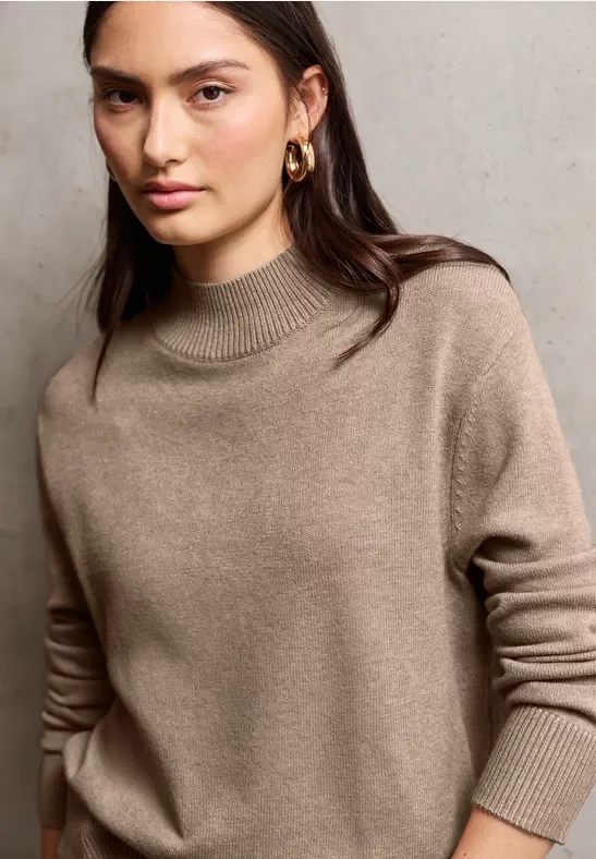 Thumbnail - Turtleneck Pullover