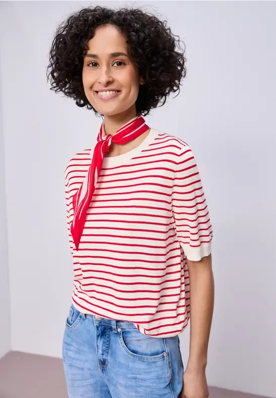 Kurzarm Pullover mit Rundhals