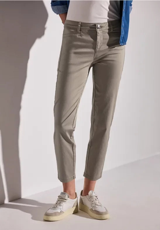 Satin-Hose im Casual Fit