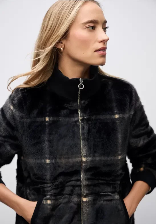 Thumbnail - Karierte Fake Fur Jacke
