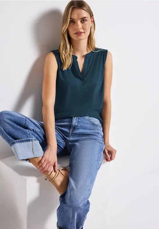 Split Neck Jersey-Top