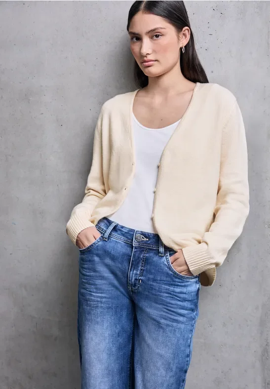 Thumbnail - V-Neck Cardigan
