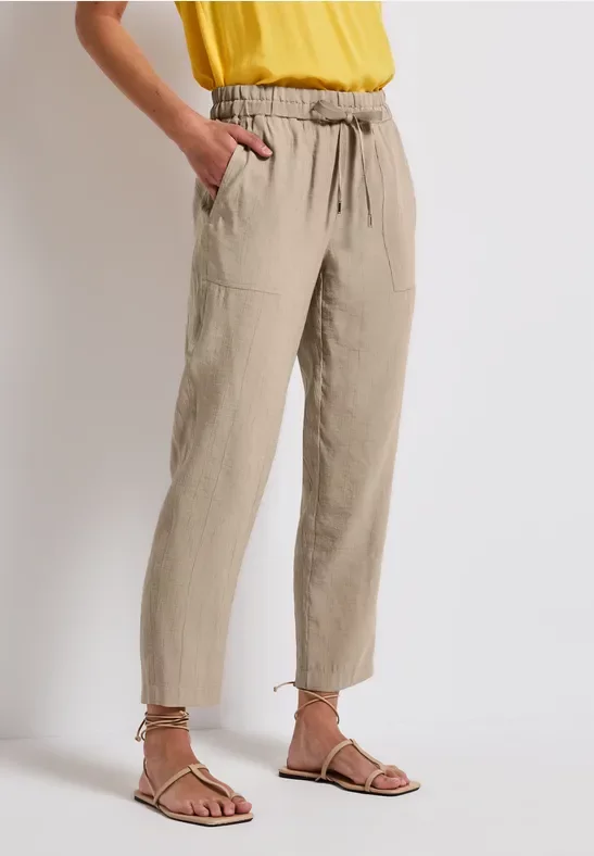 Loose Fit Hose mit Struktur