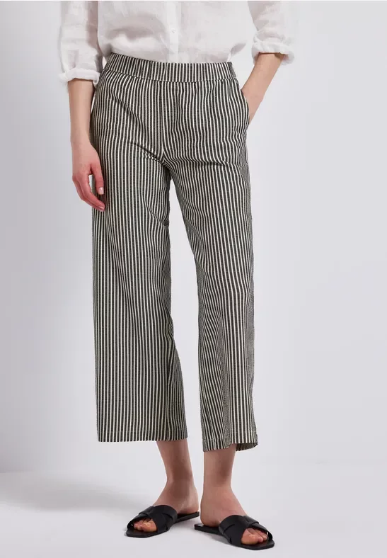 Gestreifte Seersucker Hose