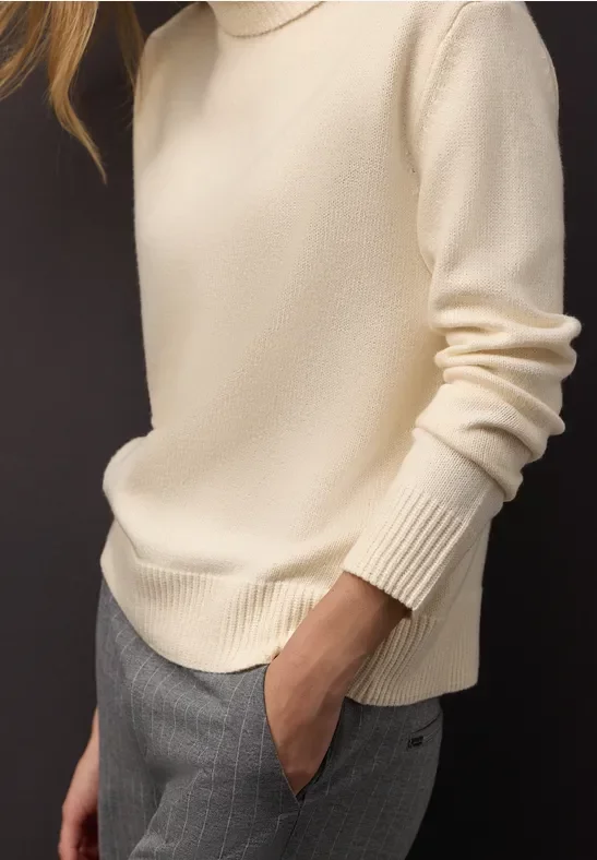 Softer Rollkragenpullover