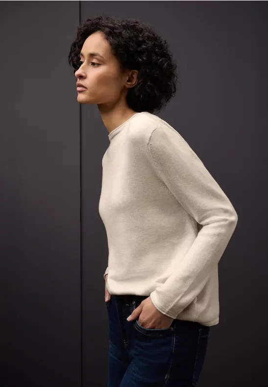 Pullover mit gerolltem Saum