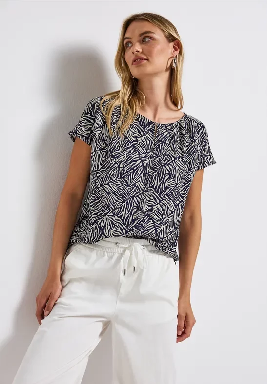 Print-Shirt mit Cut-Out