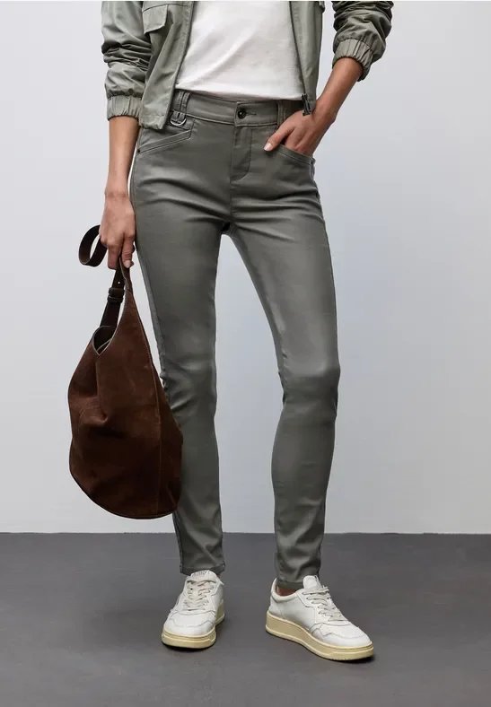 Slim Fit Coated Hose