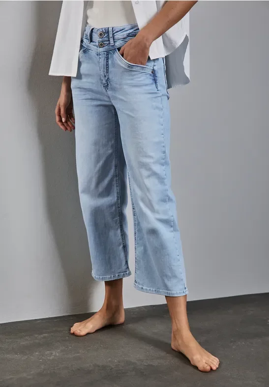 Wide Leg Jeans