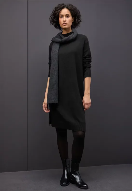 Thumbnail - Midi Strickkleid