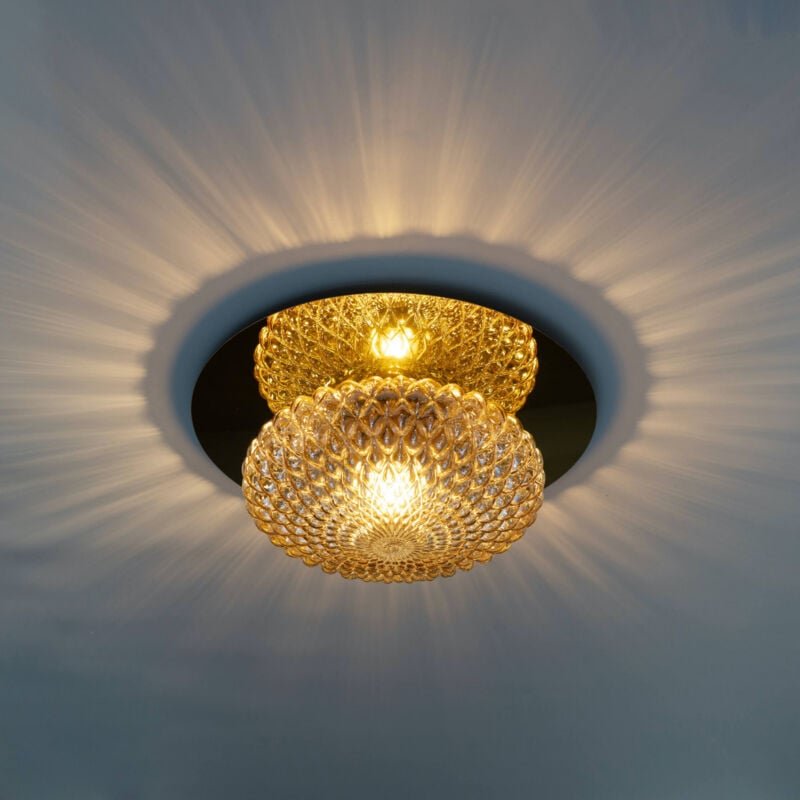 Schicke Deckenleuchte aus goldfarbenem Metall und grafischem Braunglas - Matera