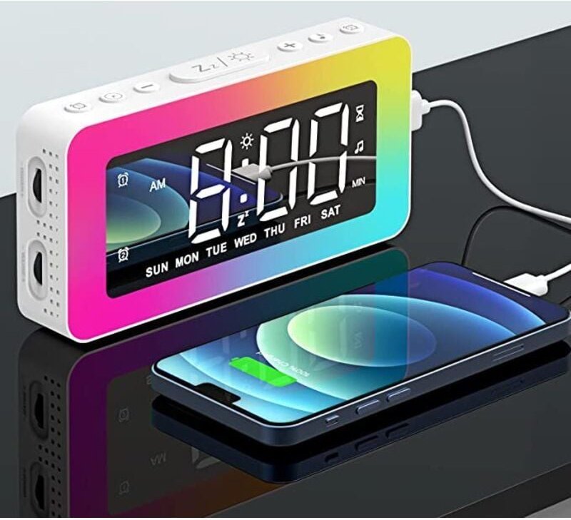 Lichtwecker, digitaler Wecker für Kinder und Jugendliche mit farbigem Nachtlicht, Wochentags-/Wochenendmodus, Dimmer, ei...